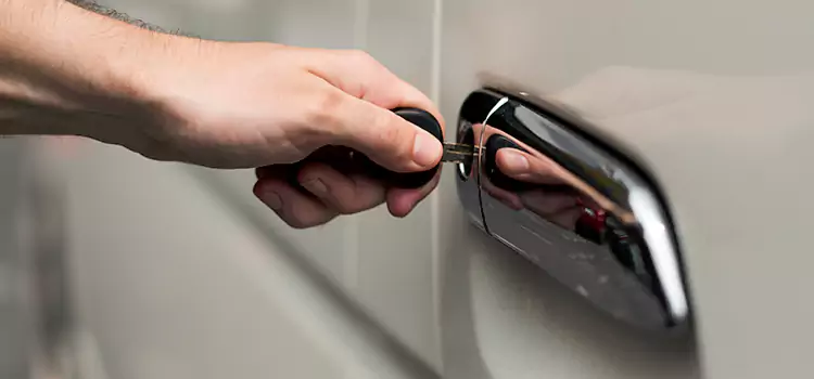Why Choose Our Auto Locksmith Team in Tarpon Springs, FL?